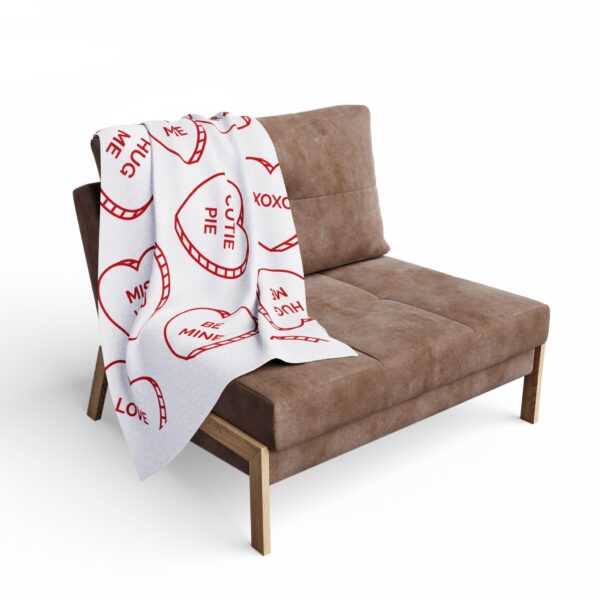 Valentine's Day Heart Pattern Fleece Blanket - Image 4